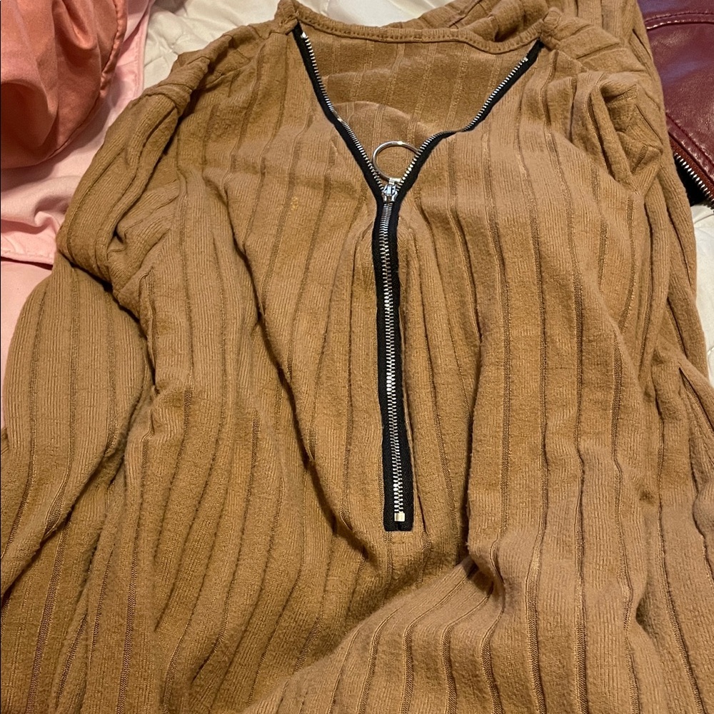 Brown Ribbed Zipper Sweater